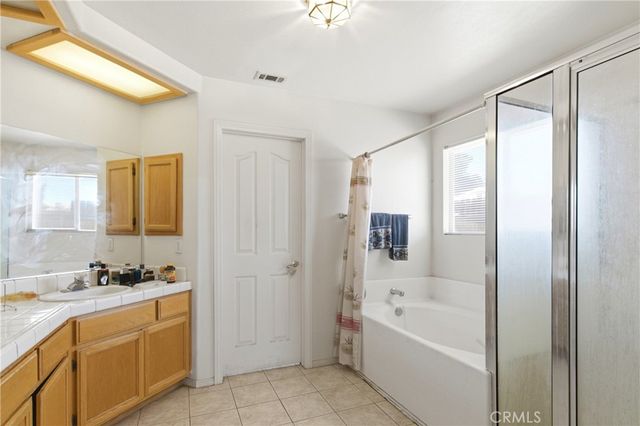 16433 Pauhaska, Apple Valley, CA 92307