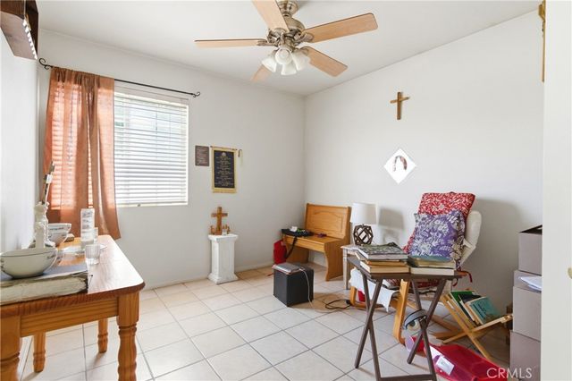 16433 Pauhaska, Apple Valley, CA 92307