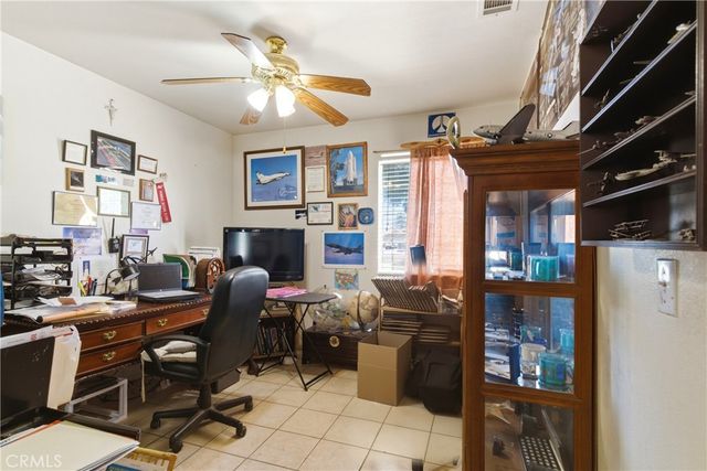 16433 Pauhaska, Apple Valley, CA 92307
