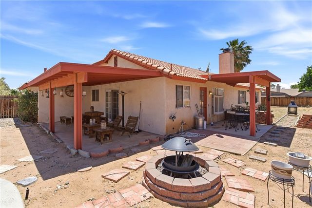 16433 Pauhaska, Apple Valley, CA 92307
