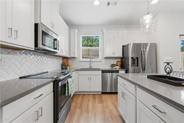 5768 Calle Vista Drive, Lithonia, GA 30058