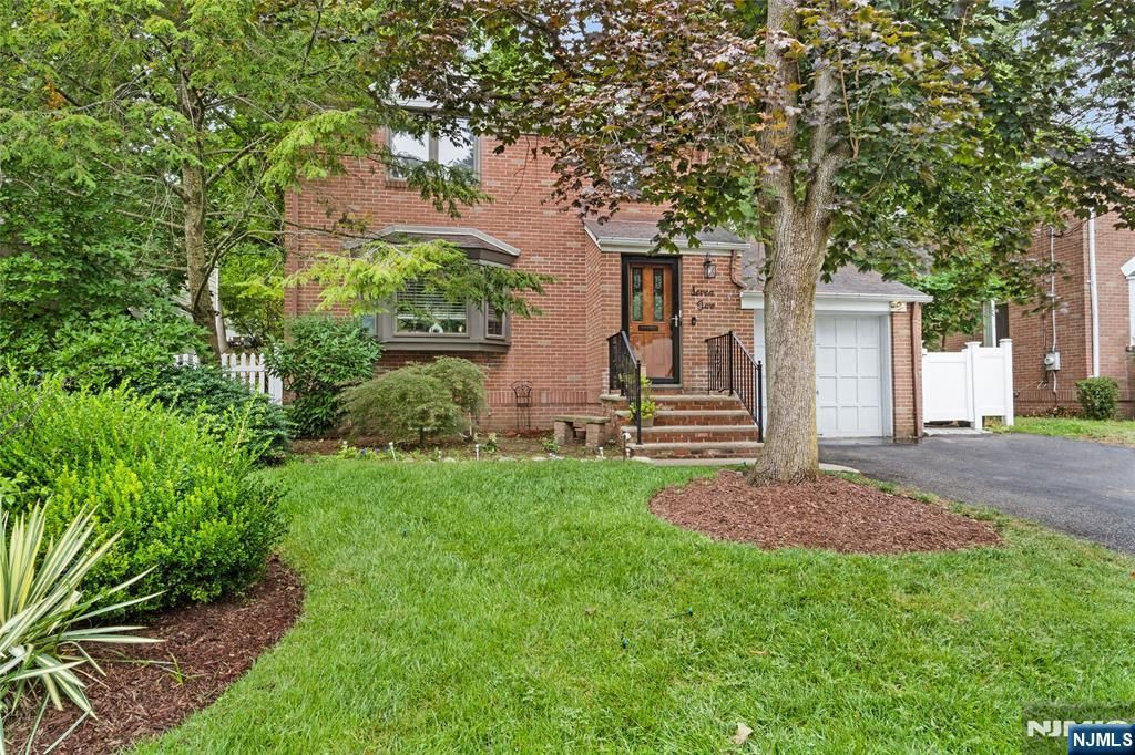 72 Hillside Avenue, Westwood, NJ 07675