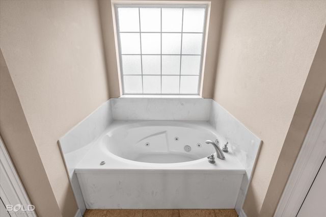 6012 Whitney Drive, Bossier City, LA 71111