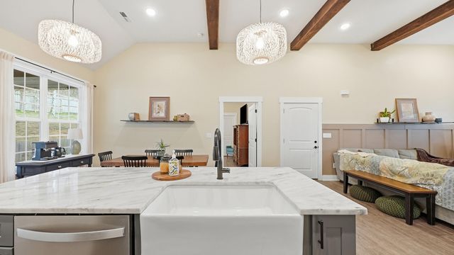 1909 Old Lafayette Road, Rock Spring, GA 30739