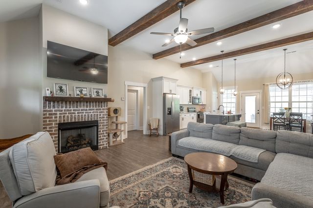 1909 Old Lafayette Road, Rock Spring, GA 30739