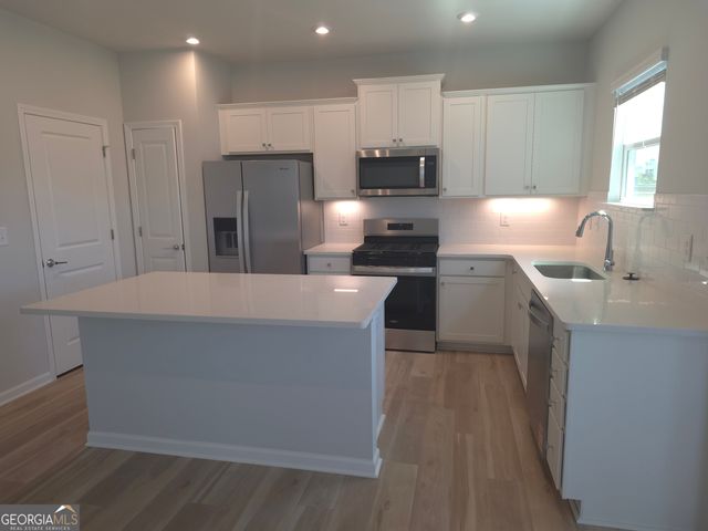 633 Vidalia Parkway, Mcdonough, GA 30252