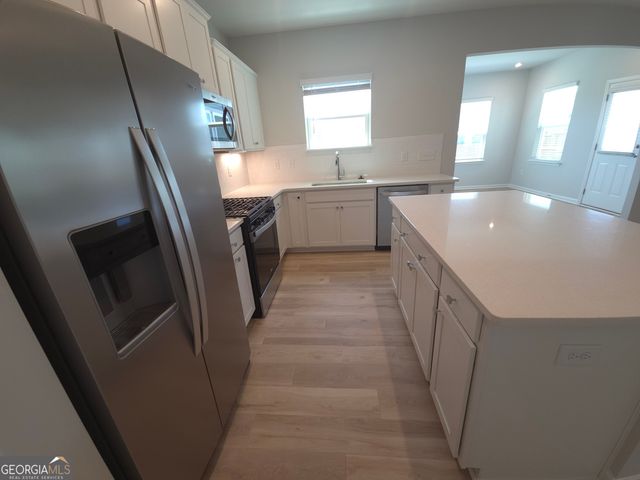 633 Vidalia Parkway, Mcdonough, GA 30252