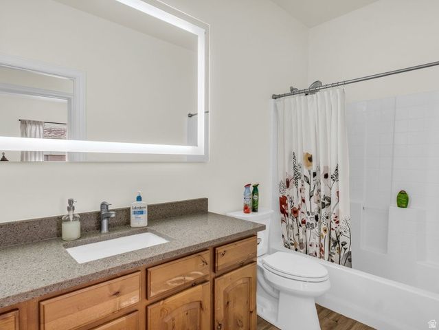 12367 S BLACK FOOT ST, Riverton, UT 84096