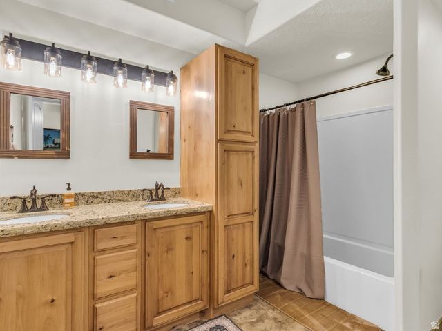 12367 S BLACK FOOT ST, Riverton, UT 84096