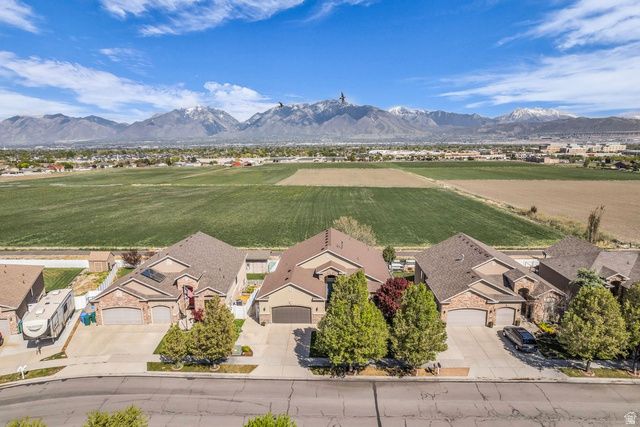 12367 S BLACK FOOT ST, Riverton, UT 84096