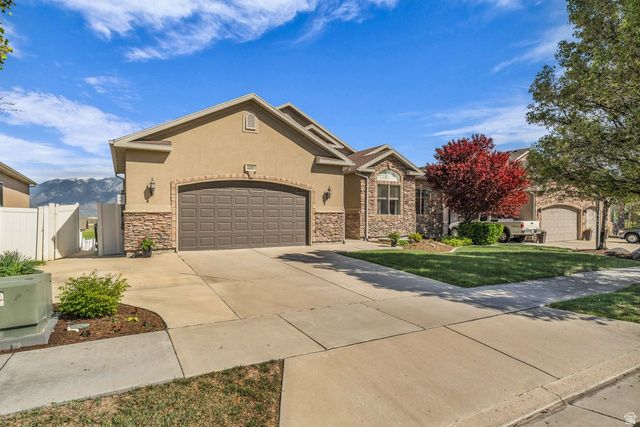 12367 S BLACK FOOT ST, Riverton, UT 84096
