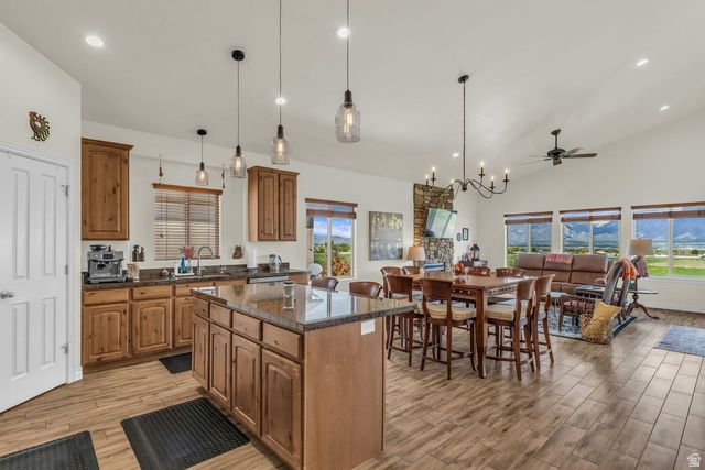 12367 S BLACK FOOT ST, Riverton, UT 84096