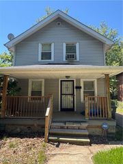 1734 Hillview Road, Cleveland, OH 44112