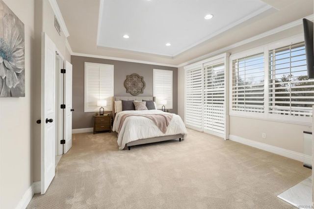 6077 Firwood Row, La Jolla, CA 92037