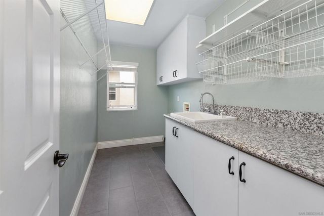 6077 Firwood Row, La Jolla, CA 92037