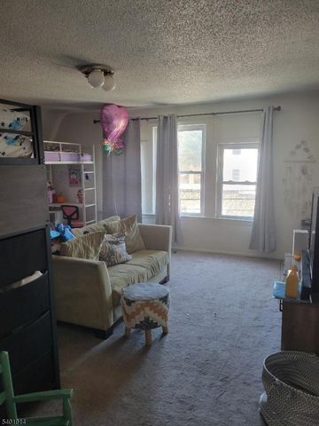 425 Main St, West Orange Twp., NJ 07052