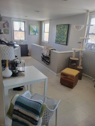 425 Main St, West Orange Twp., NJ 07052