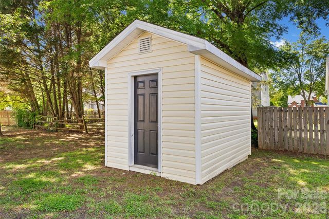13606 Red Wine Court, Charlotte, NC 28273