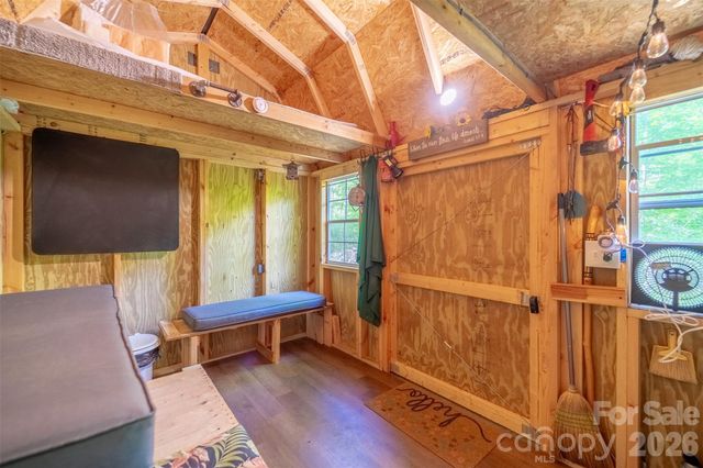 283 Briggs Cove Road, Robbinsville, NC 28771