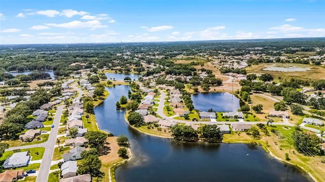 5500 LAVER STREET, Leesburg, FL 34748