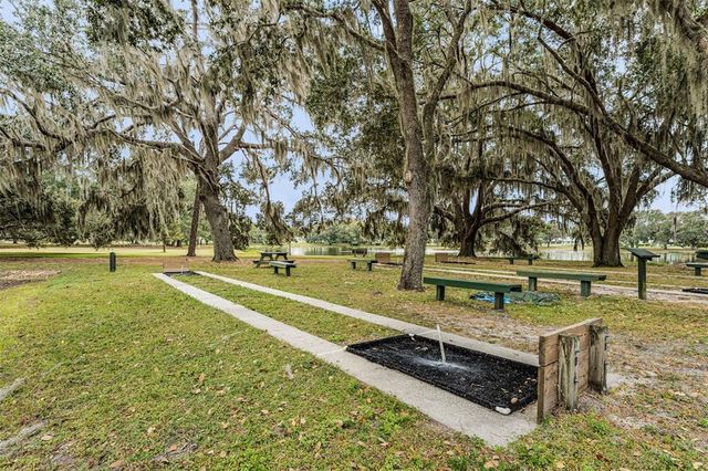 5500 LAVER STREET, Leesburg, FL 34748