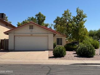 2467 W PARK Avenue, Chandler, AZ 85224