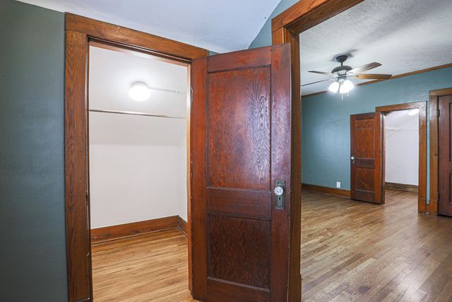 111 LOCUST LODGE Avenue, Council Bluffs, IA 51503