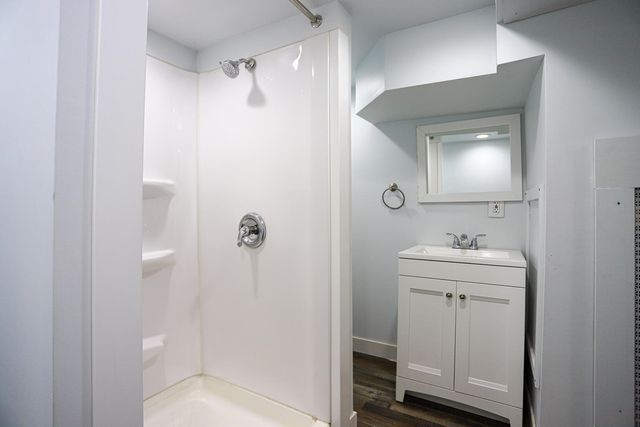 111 LOCUST LODGE Avenue, Council Bluffs, IA 51503