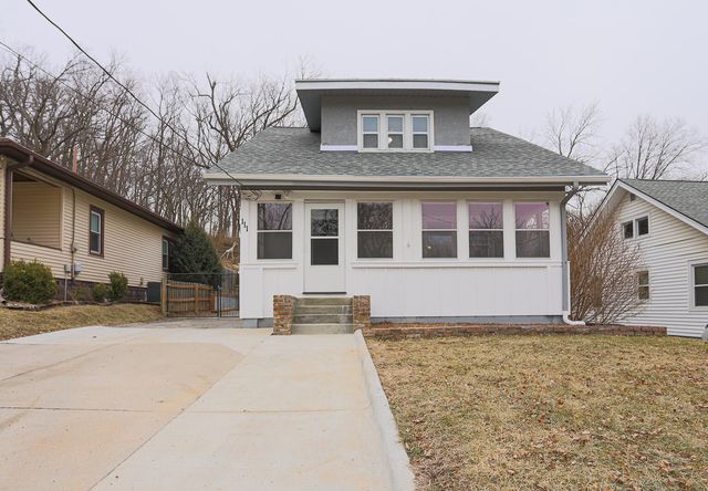 111 LOCUST LODGE Avenue, Council Bluffs, IA 51503