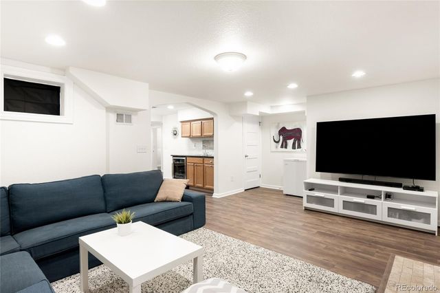 2390 N Glencoe Street, Denver, CO 80207