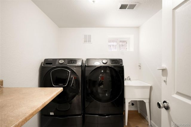 2390 N Glencoe Street, Denver, CO 80207