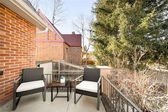 2390 N Glencoe Street, Denver, CO 80207