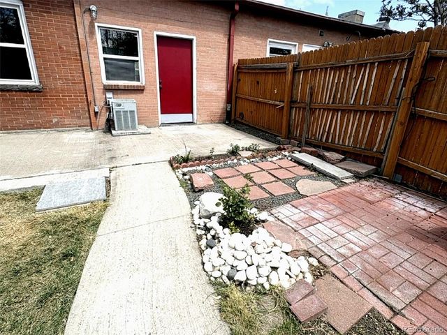 1630 W 38th Avenue, Denver, CO 80211