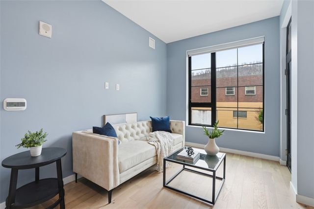 2635 Penn Ave 212, Downtown Pgh, PA 15222