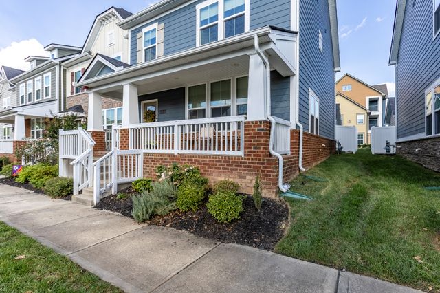 1061 Oglethorpe Dr, Franklin, TN 37064