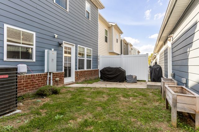 1061 Oglethorpe Dr, Franklin, TN 37064