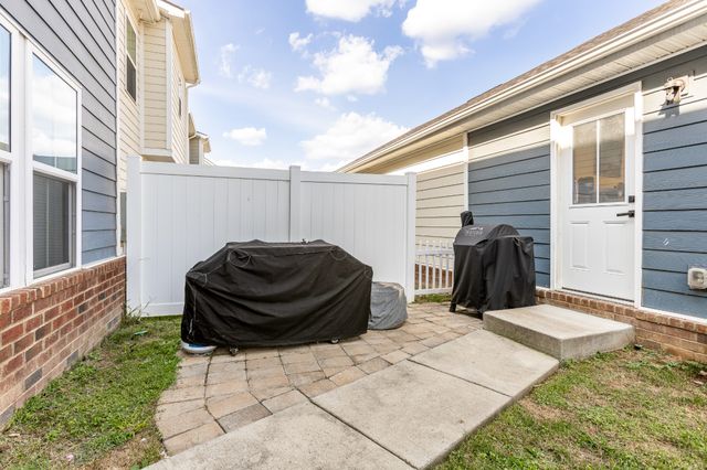 1061 Oglethorpe Dr, Franklin, TN 37064