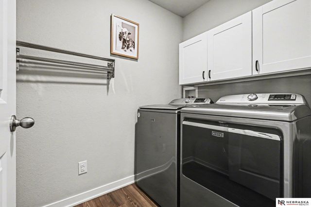 1985 N Kara Way, Fremont, NE 68025