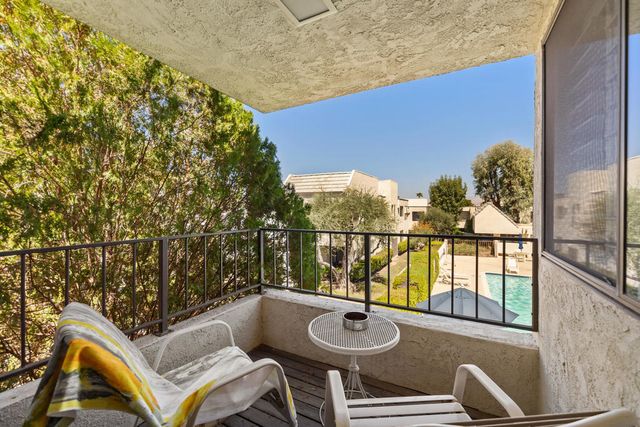 73330 Shadow Mountain Drive 32, Palm Desert, CA 92260