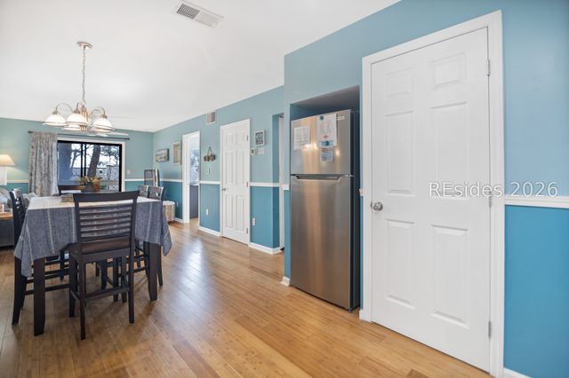 45 Folly Field Rd Apt 2J, Hilton Head Island, SC 29928