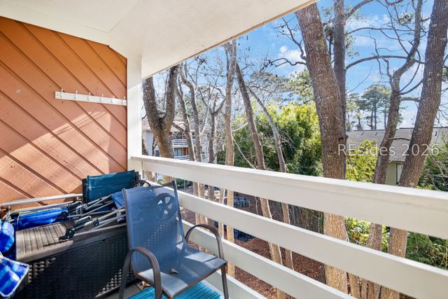 45 Folly Field Rd Apt 2J, Hilton Head Island, SC 29928