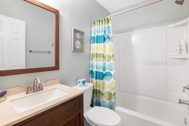 45 Folly Field Rd Apt 2J, Hilton Head Island, SC 29928