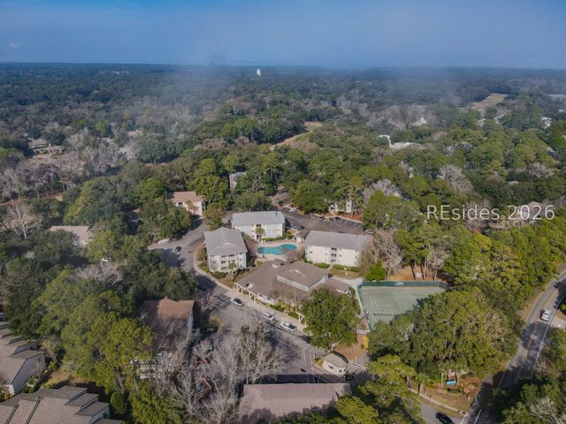 45 Folly Field Rd Apt 2J, Hilton Head Island, SC 29928