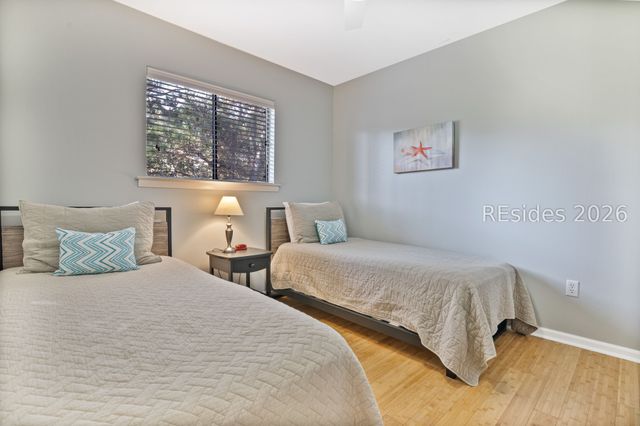 45 Folly Field Rd Apt 2J, Hilton Head Island, SC 29928