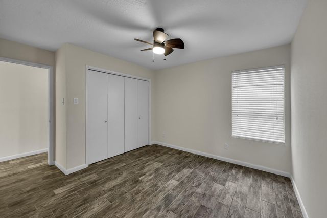 12900 Walden Road 605, Montgomery, TX 77356