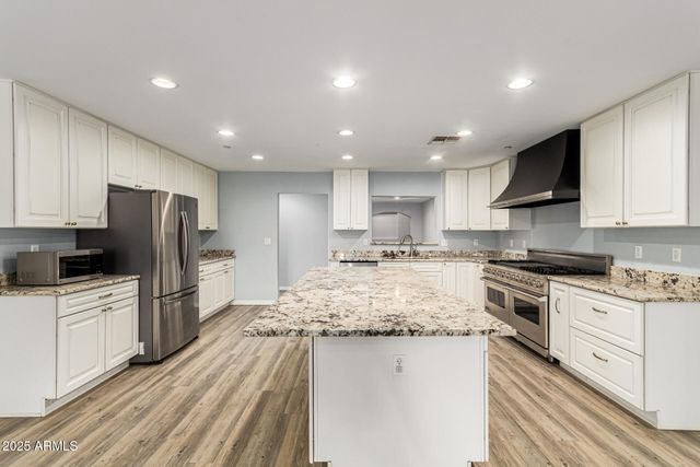 3041 E BACKUS Road, Mesa, AZ 85213