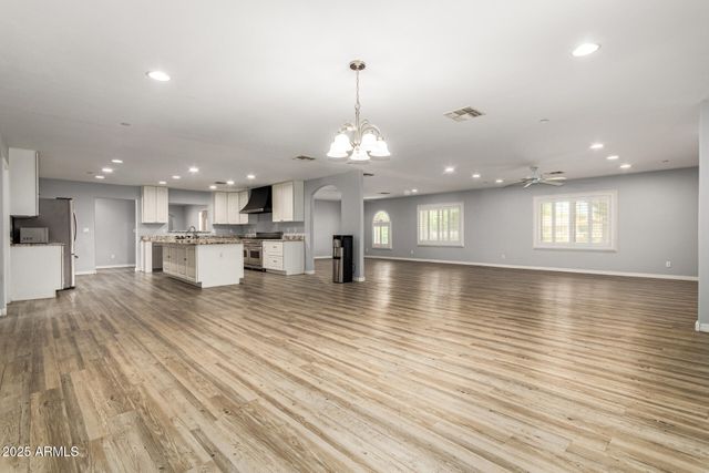 3041 E BACKUS Road, Mesa, AZ 85213