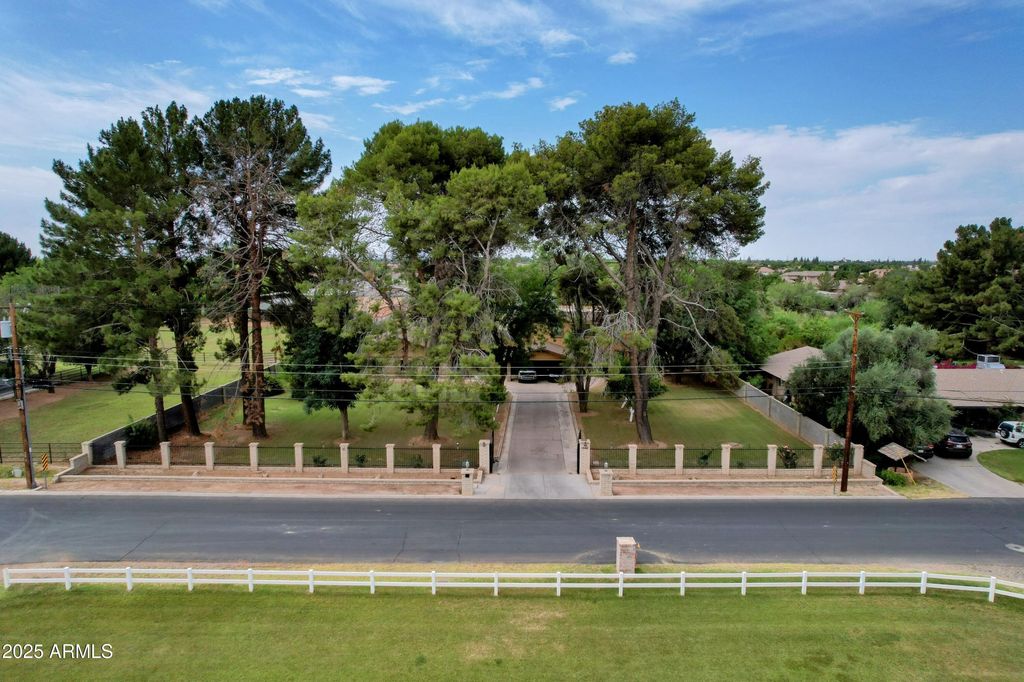 3041 E BACKUS Road, Mesa, AZ 85213