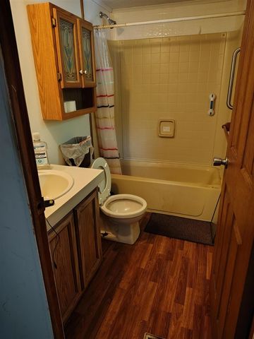 2701 Huizenga Street 25, Norton Shores, MI 49444