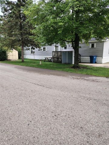 2701 Huizenga Street 25, Norton Shores, MI 49444